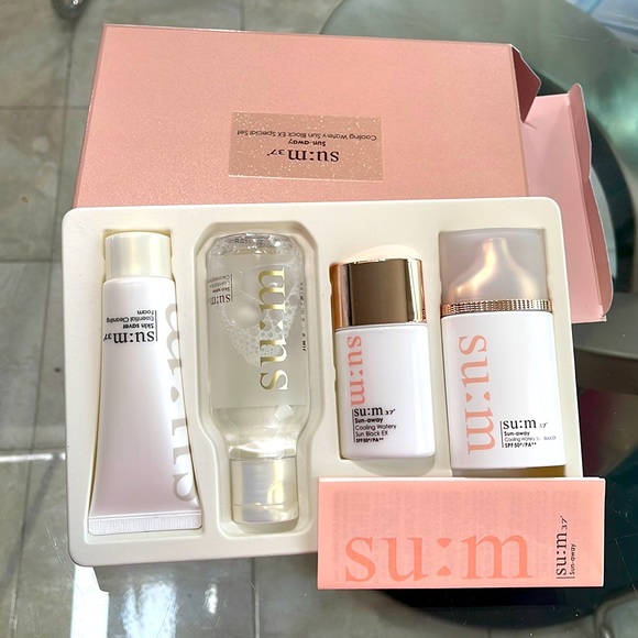 SU:M 37 Sun-away Cooling Watery Sun Block EX Special Set SPF 50+/PA++ - Picture 1 of 3